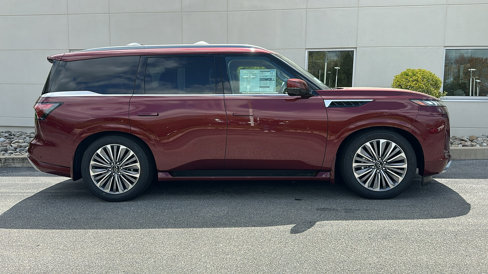 New 2025 INFINITI QX80 Luxe image 14