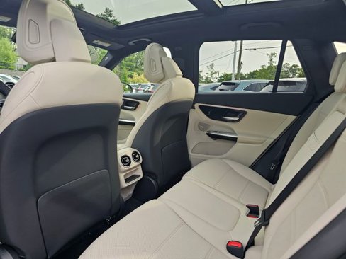 Certified 2025 Mercedes-Benz GLC 300 4MATIC image 24