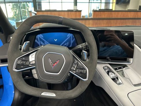 Used 2025 Chevrolet Corvette Z06 image 14