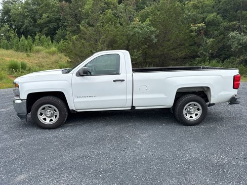 Used 2018 Chevrolet Silverado 1500 W/T w/ Chrome Bumper Package image 2
