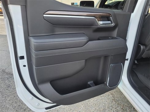New 2026 Chevrolet Silverado 1500 LT Trail Boss w/ Convenience Package II image 8