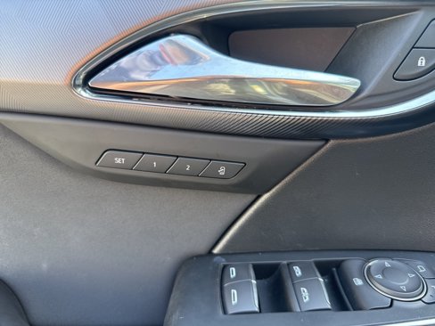 Used 2025 Buick Envision Sport Touring image 24