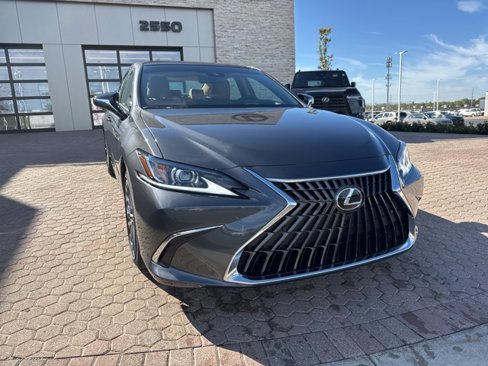 New 2025 Lexus ES 350 Luxury w/ Accessory Package (Z2) image 4