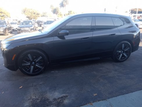 Certified 2022 BMW iX xDrive50 w/ Sport Package image 26