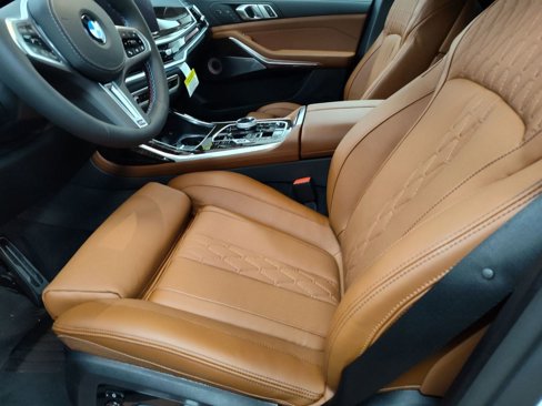 New 2026 BMW X7 M60i image 20