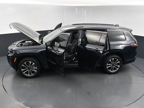 New 2024 Jeep Grand Cherokee L Overland w/ Trailer Tow Package image 70