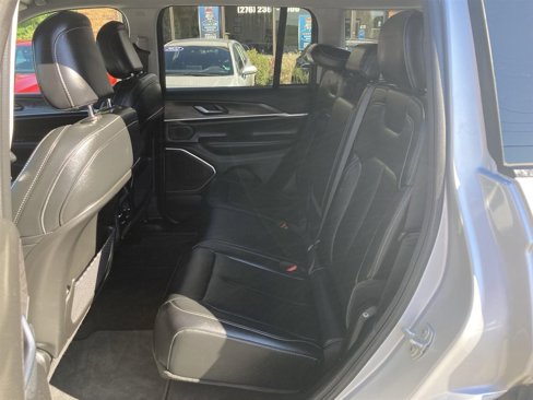 Used 2023 Jeep Grand Cherokee 4WD 4xe image 34