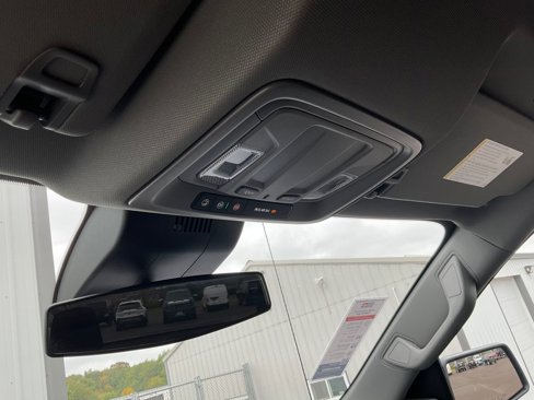 New 2026 GMC Sierra 1500 Elevation image 13