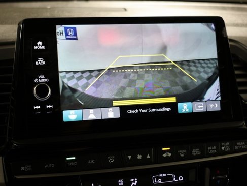 New 2026 Honda Odyssey Touring image 18