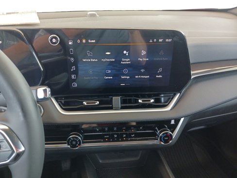New 2026 Chevrolet Equinox LT w/ LPO, Floor Liner Package image 17