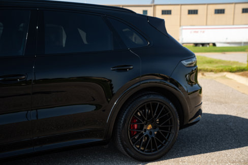 Used 2021 Porsche Cayenne GTS image 20