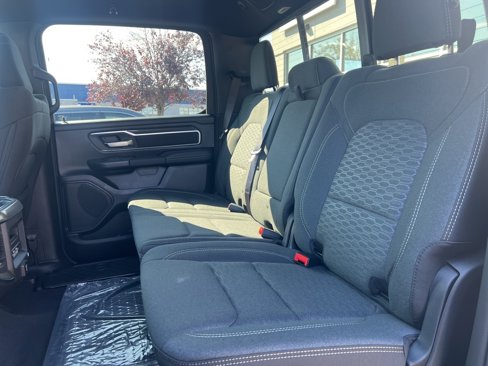 New 2026 RAM 1500 4x4 Crew Cab image 12