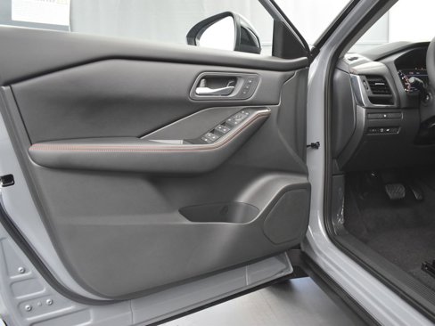 New 2026 Nissan Rogue SV w/ Rock Creek Premium Package image 27