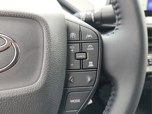 New 2026 Toyota Prius LE image 25
