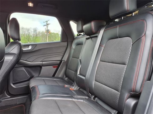 Used 2023 Ford Escape ST-Line Elite image 12
