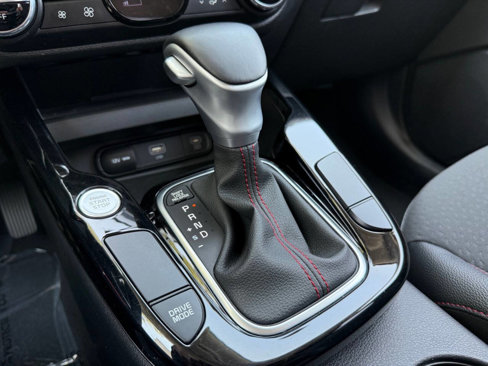 Used 2023 Kia Soul GT-Line image 41