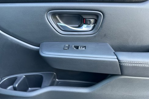 Used 2025 Honda Pilot Elite image 23
