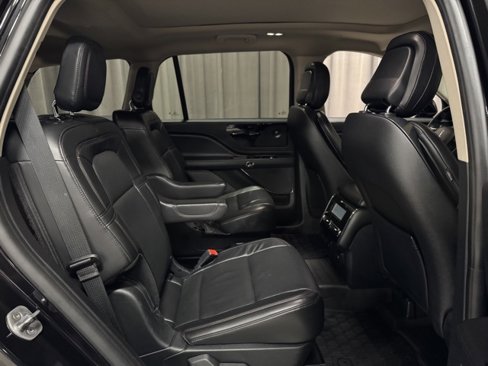 Used 2020 Lincoln Aviator Reserve w/ Equipment Group 201A image 10