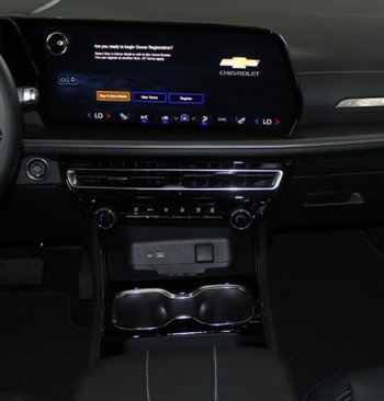 New 2026 Chevrolet Traverse LT w/ Driver Confidence Package image 32