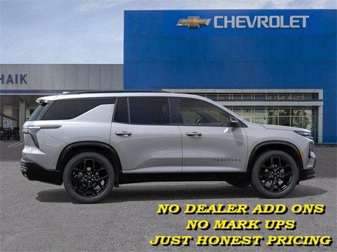 New 2026 Chevrolet Traverse RS w/ LPO, Floor Liner Package image 5