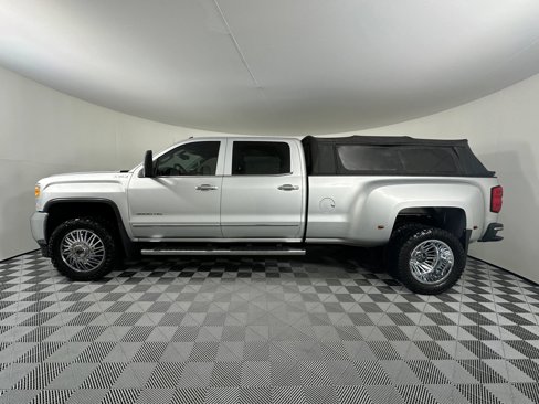 Used 2015 GMC Sierra 3500 SLT w/ Duramax Plus Package image 14