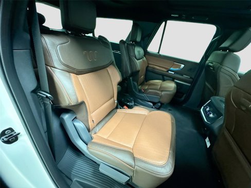 New 2025 Ford Expedition Max King Ranch image 29
