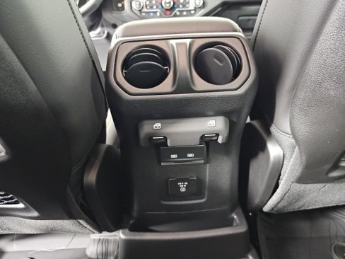 New 2025 Jeep Wrangler Unlimited Sahara image 11