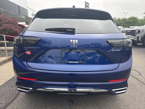New 2025 Buick Envision Avenir image 7