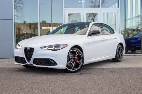 New 2025 Alfa Romeo Giulia AWD image 1