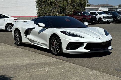 Used 2025 Chevrolet Corvette Stingray Premium Conv w/ Z51 Performance Package image 2
