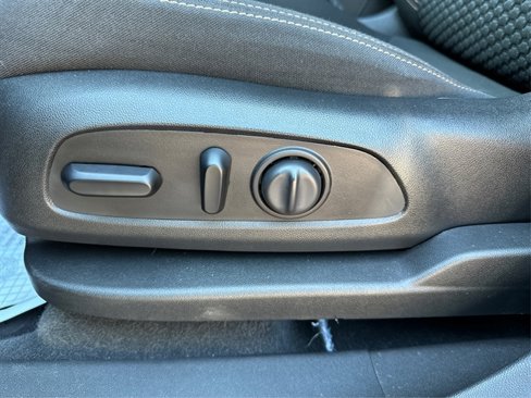 Used 2021 GMC Terrain SLE w/ Driver Convenience Package image 40