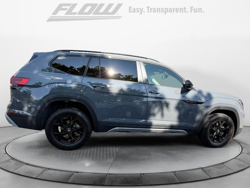 New 2025 Volkswagen Atlas Peak Edition SE image 8