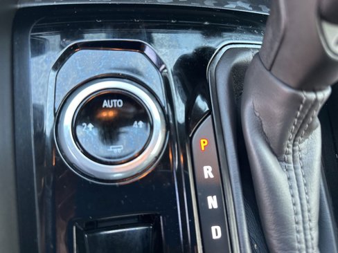 Used 2024 Chevrolet Colorado W/T w/ WT Convenience Package image 19