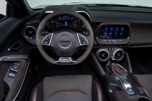 Used 2022 Chevrolet Camaro ZL1 image 32