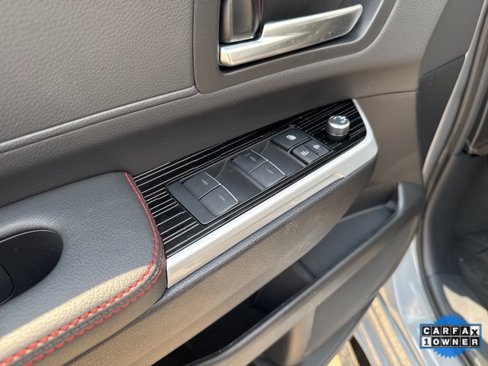 Used 2025 Toyota Sienna XSE image 12