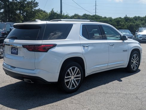 Used 2023 Chevrolet Traverse High Country image 4