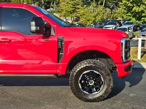 Used 2025 Ford F250 Lariat w/ Tremor Off-Road Package image 7