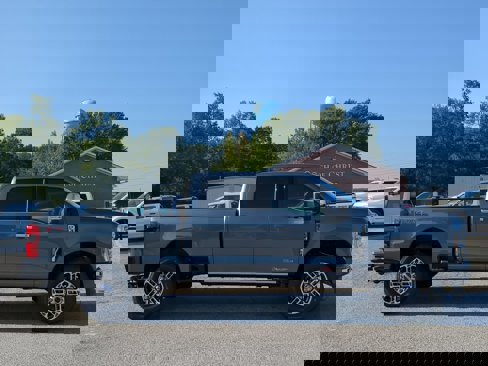 New 2026 Ford F350 Platinum image 2