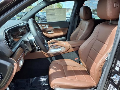 New 2025 Mercedes-Benz GLS 450 4MATIC image 4