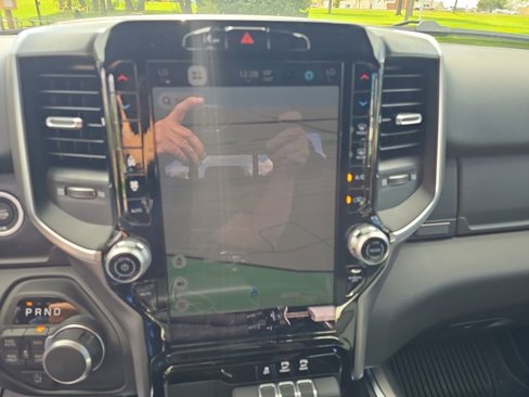 New 2026 RAM 1500 4x4 Crew Cab image 18