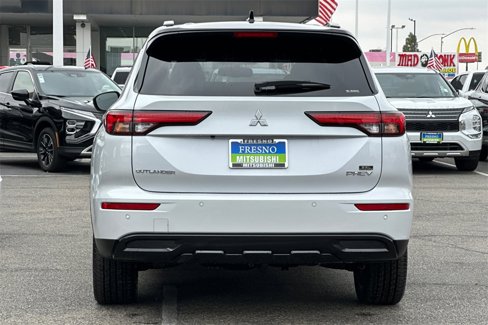 New 2025 Mitsubishi Outlander SEL image 6