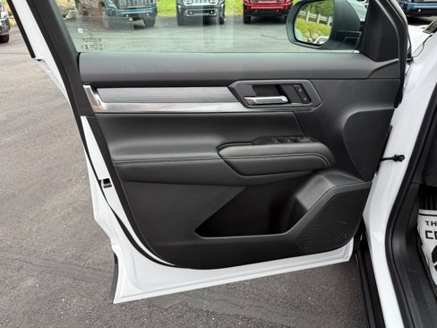 New 2026 GMC Terrain Elevation w/ LPO, Floor Liner Package image 15