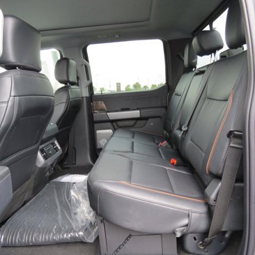 New 2025 Ford F350 Lariat w/ Lariat Ultimate Package image 12