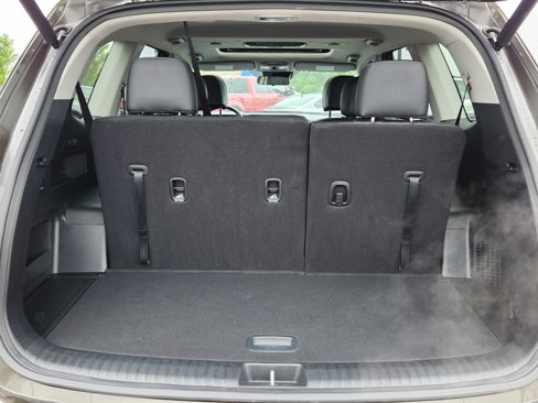 Used 2025 Kia Telluride S image 12