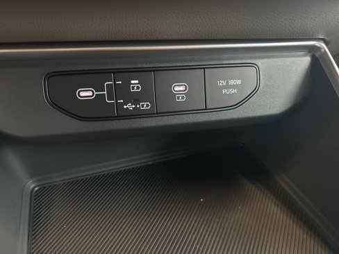New 2026 Kia Carnival image 32