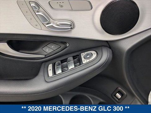 Used 2020 Mercedes-Benz GLC 300 image 11