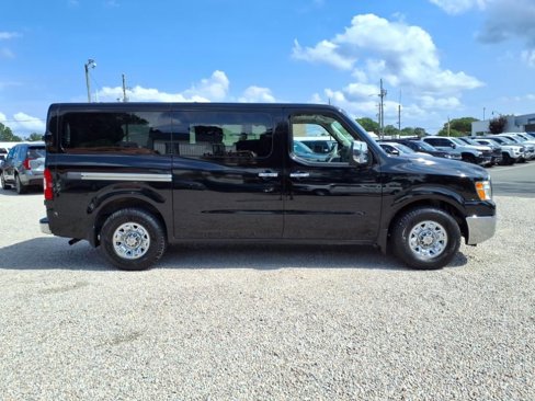 Used 2018 Nissan NV 3500 SL image 8