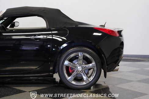 Used 2007 Pontiac Solstice GXP w/ Premium Package image 24