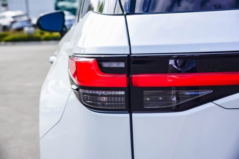 New 2026 Lexus TX 500h AWD image 8