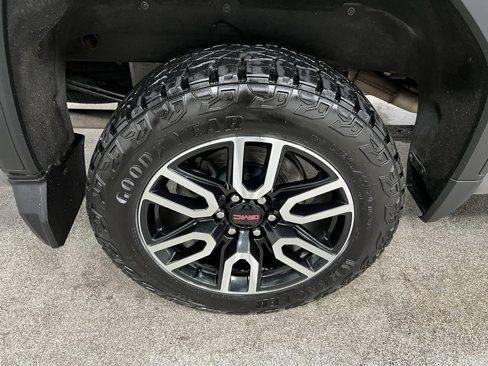 Used 2024 GMC Sierra 1500 AT4 image 21